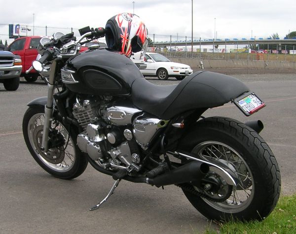 triumph thunderbird